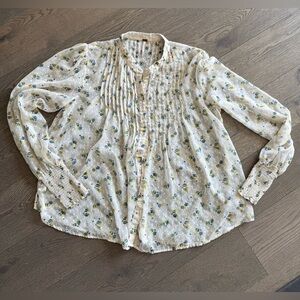 Free People Floral Pintuck Blouse - Cream with Blue & Yellow Flowers EUC